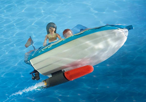 6864 Surfer Pickup with Speedboat
